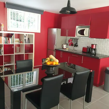 아파트 Silhouette